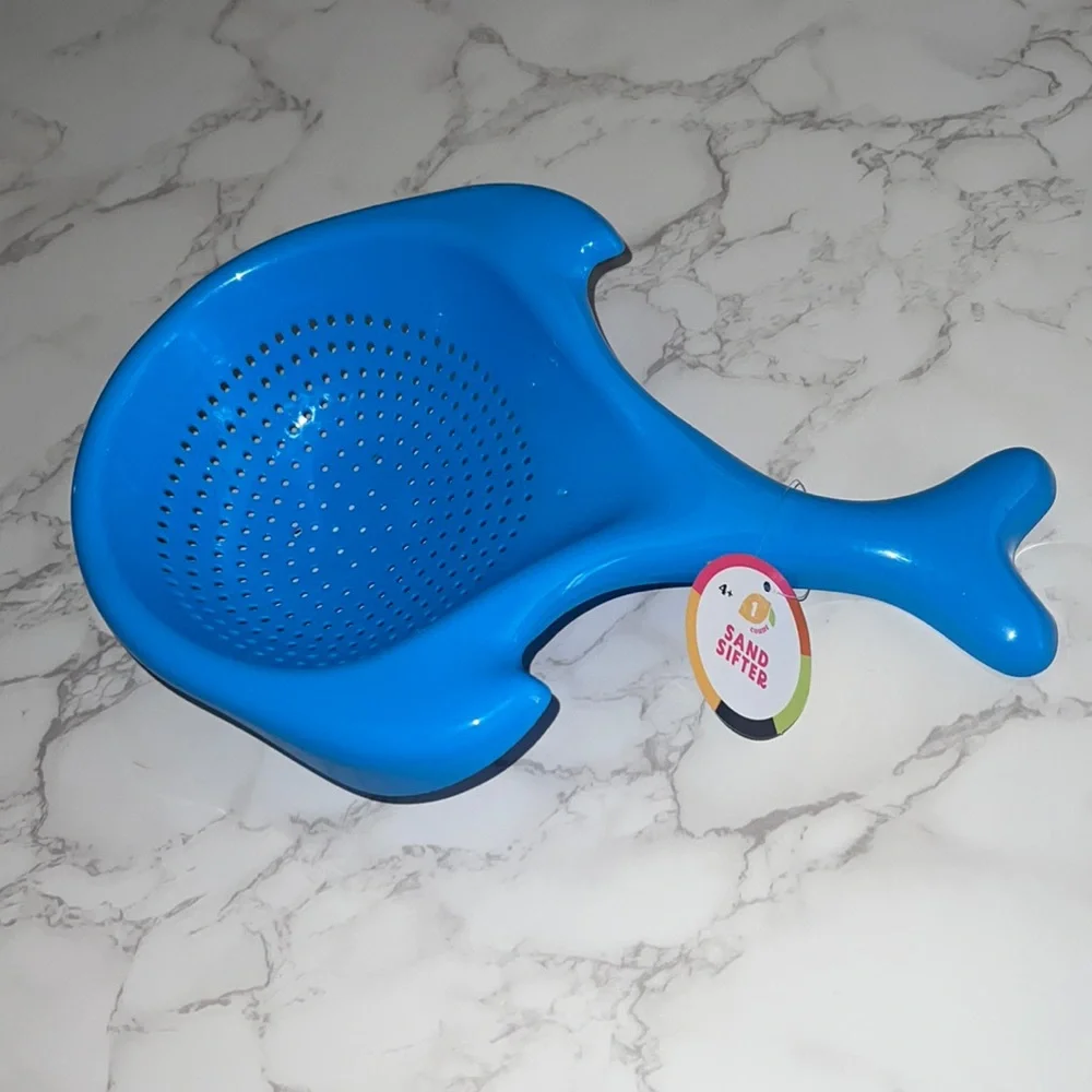 NWT Blue Whale Sand Sifter Sand Toy